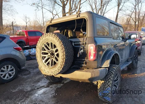 2025 Ford Bronco Outer Banks z USA, uszkodzony, nr VIN 1FMEE8BP3SLB01644